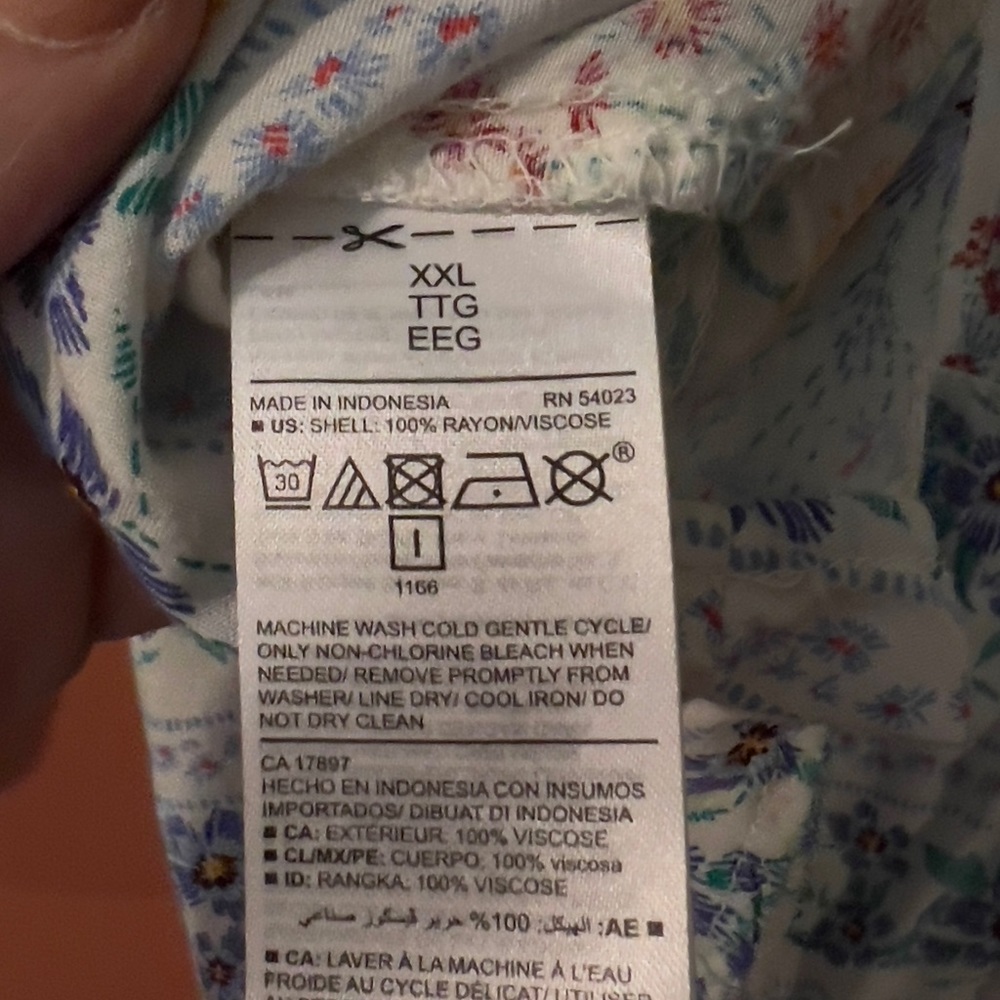 Old Navy Off-White Floral Boho V-neck Blouse - Picture 6 of 6